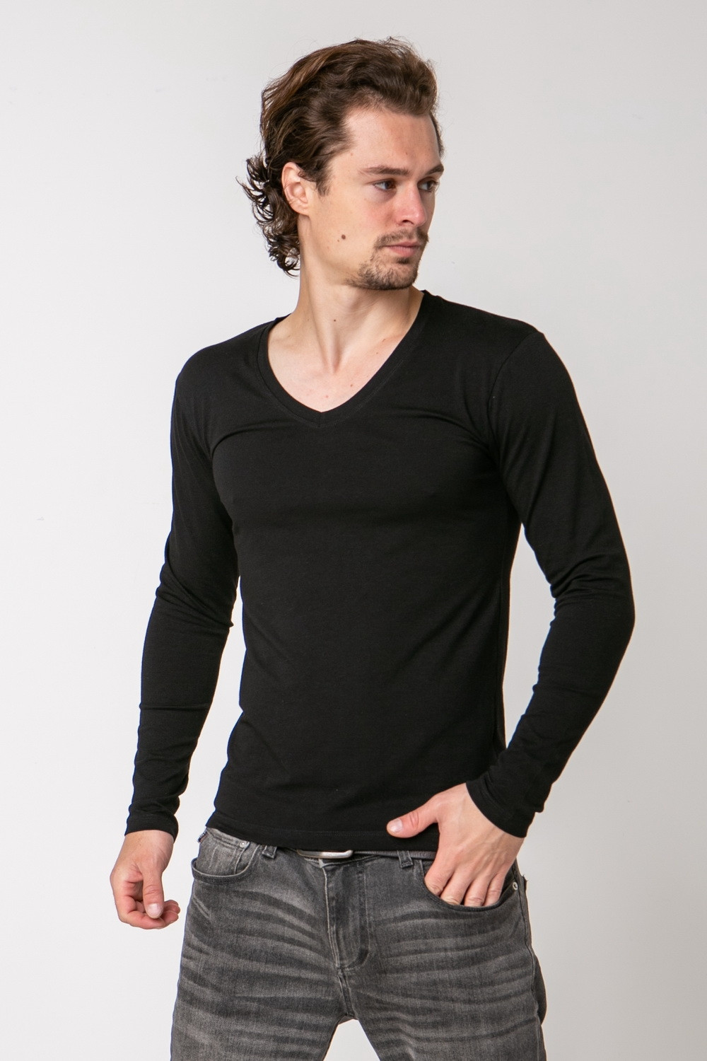 Чоловіча футболка з V-подібним вирізом - довгий рукав