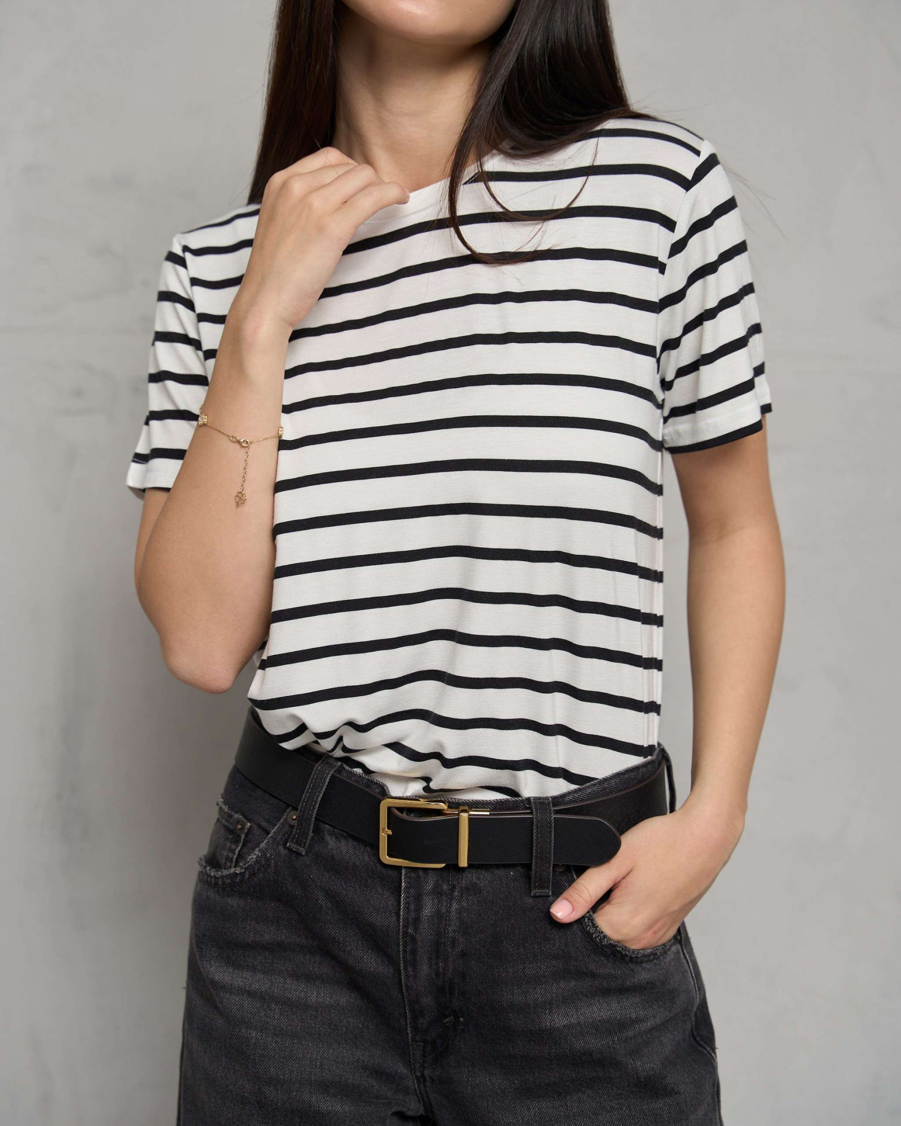 Футболка віскозна біла у смужку Plus Size - кругла горловина 