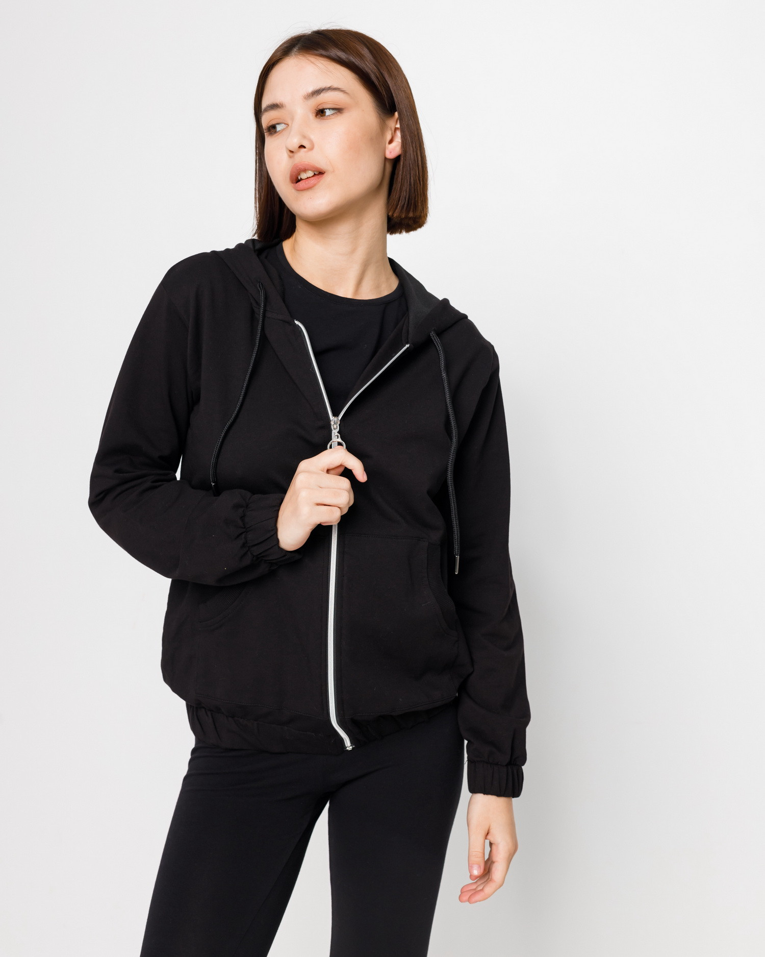 Жіноча спортивна кофта на блискавці - однотонна