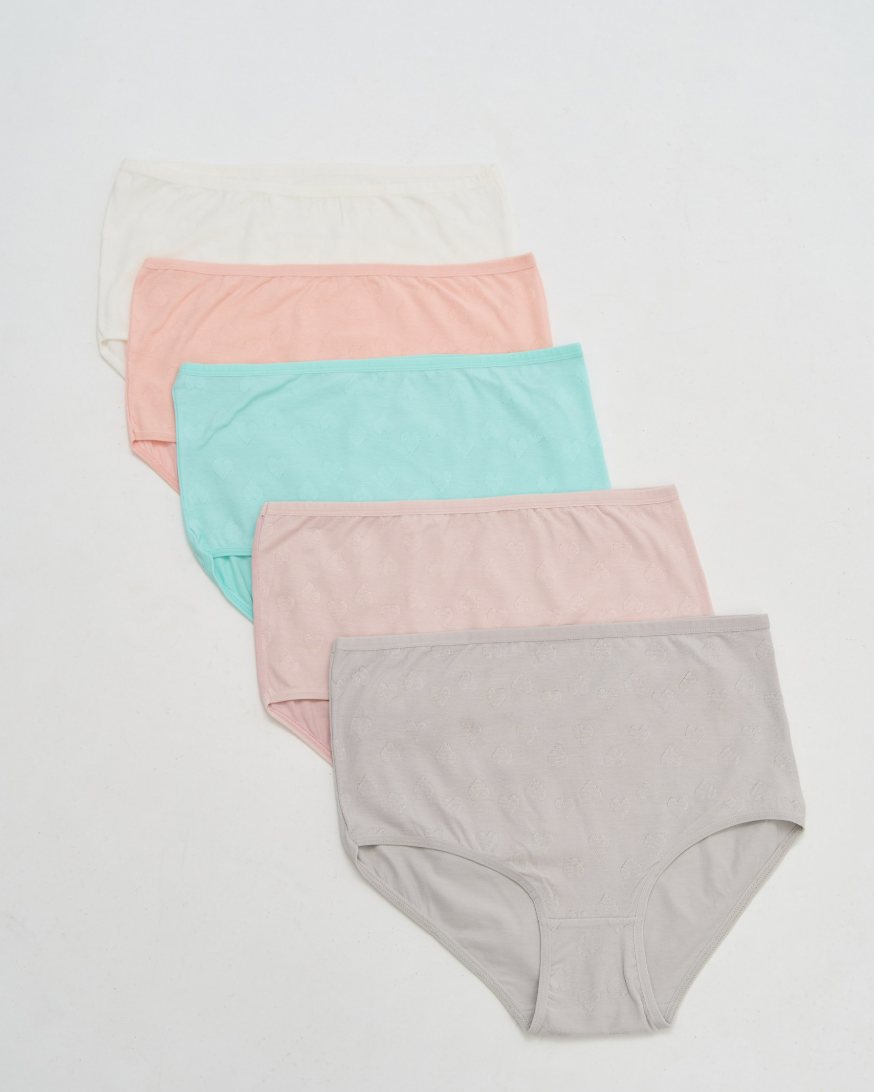 Однотонні жіночі трусики - пастель в сердечки