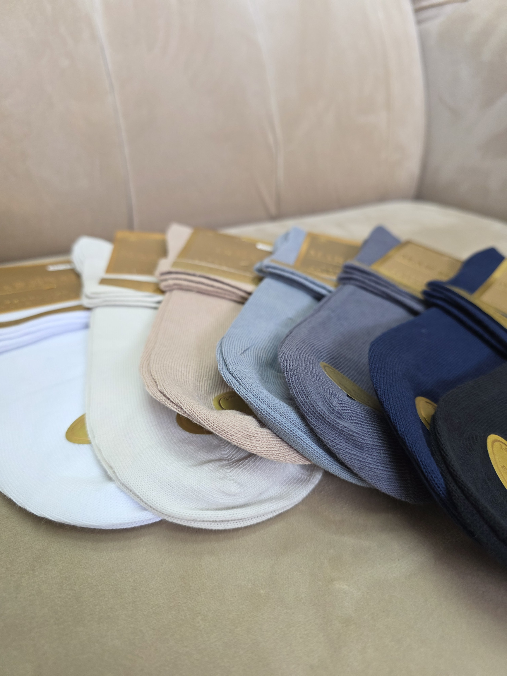 Чоловічі шкарпетки без шва бавовна, середня довжина - 7 кольорів