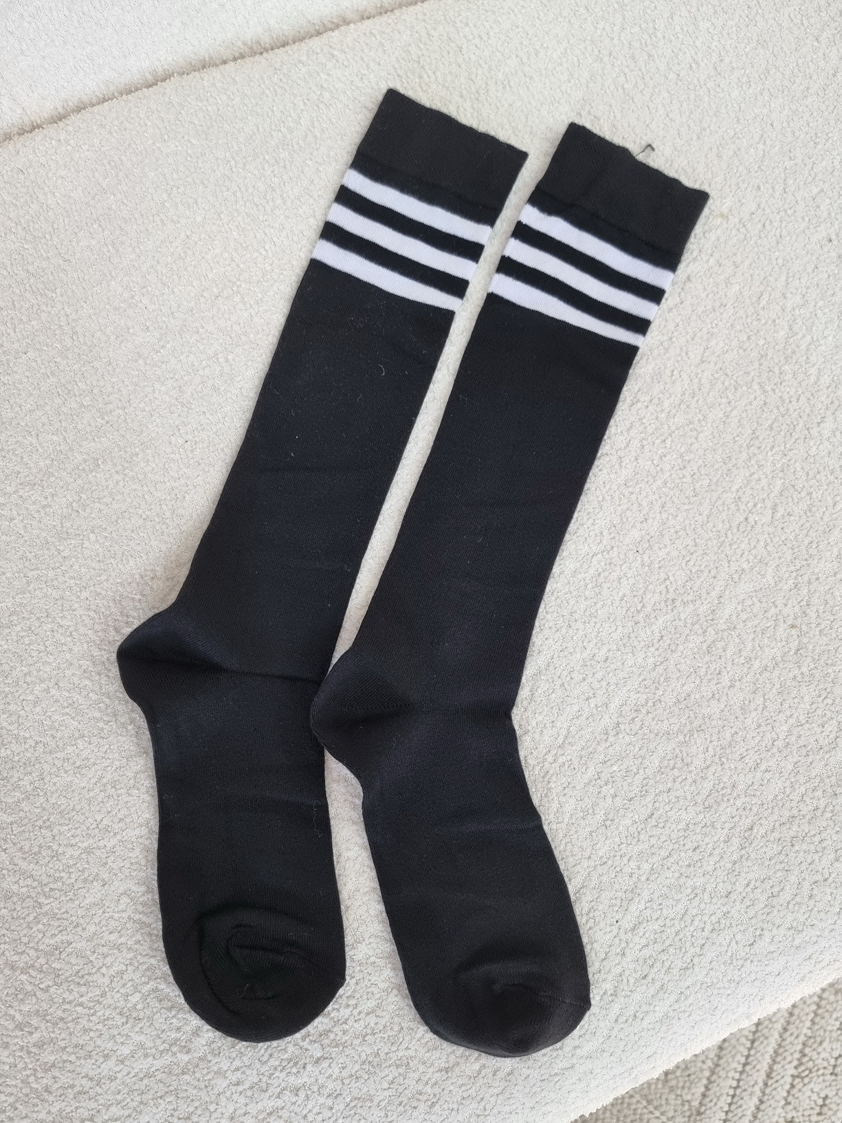 Жіночі бавовняні гольфи - однотонні зі смужками зверху