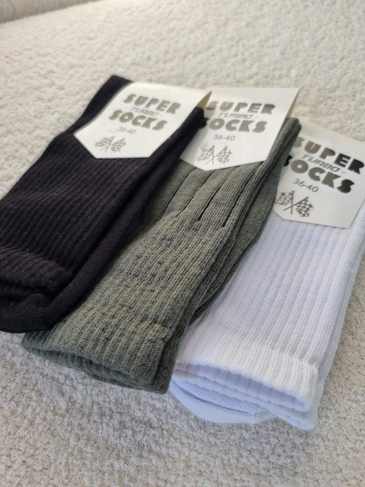 Жіночі довгі бавовняні шкарпетки - білий, чорний, хакі