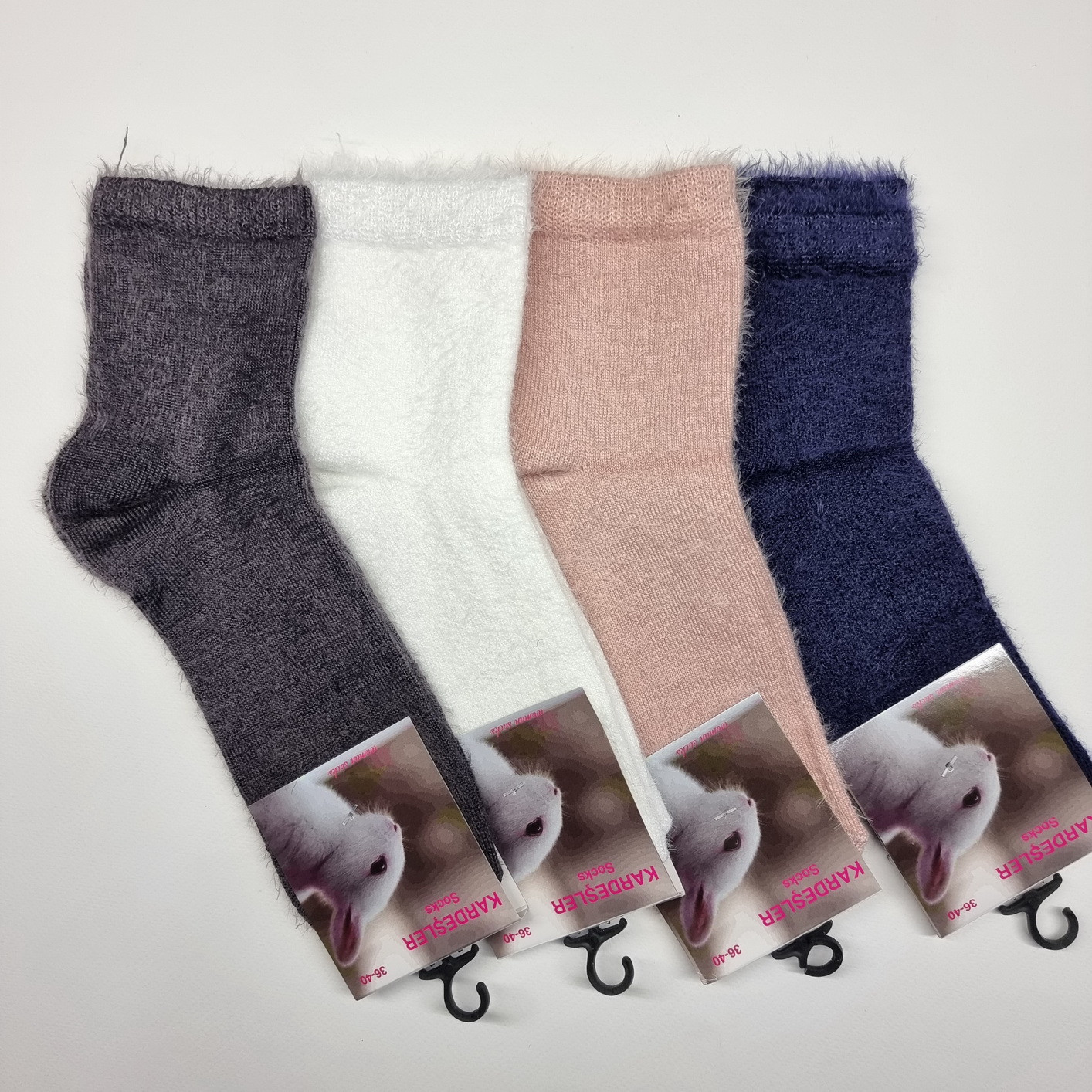 Жіночі м'якенькі теплі шкарпетки - Вовна кролика
