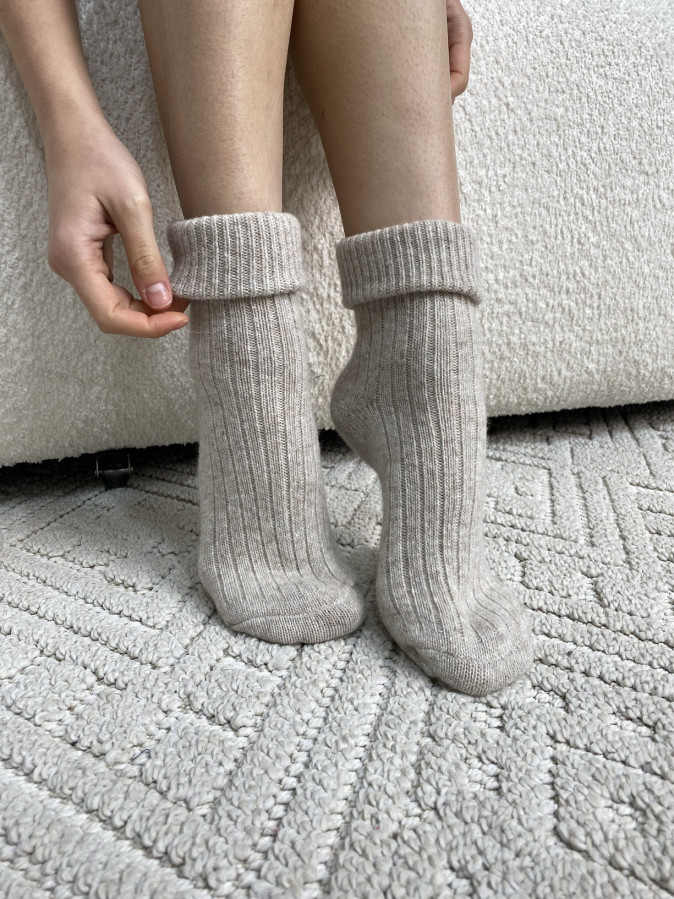 Жіночі теплі шкарпетки однотонні - з відворотом