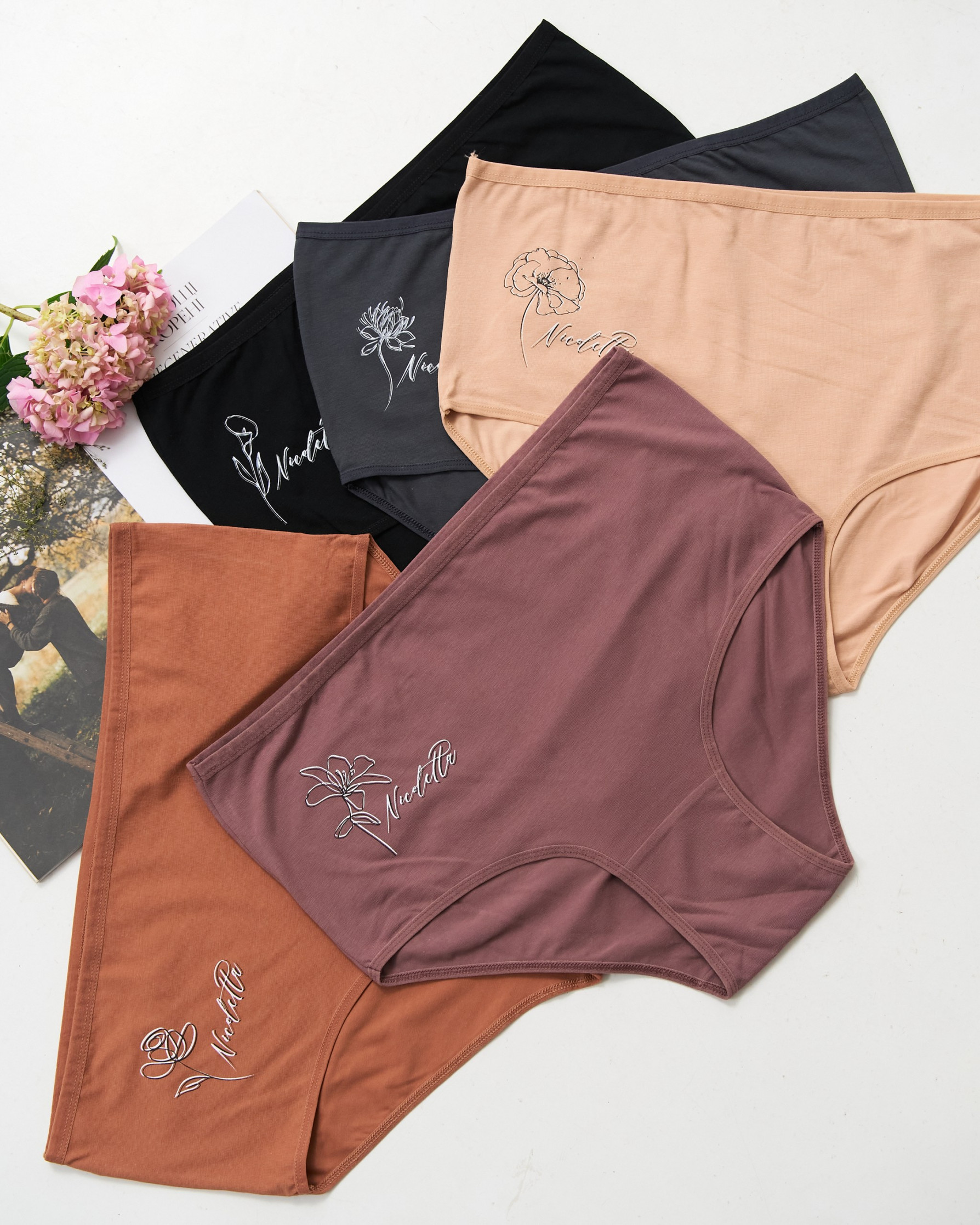 Трусики женские Plus Size широкий бок - цветок сбоку