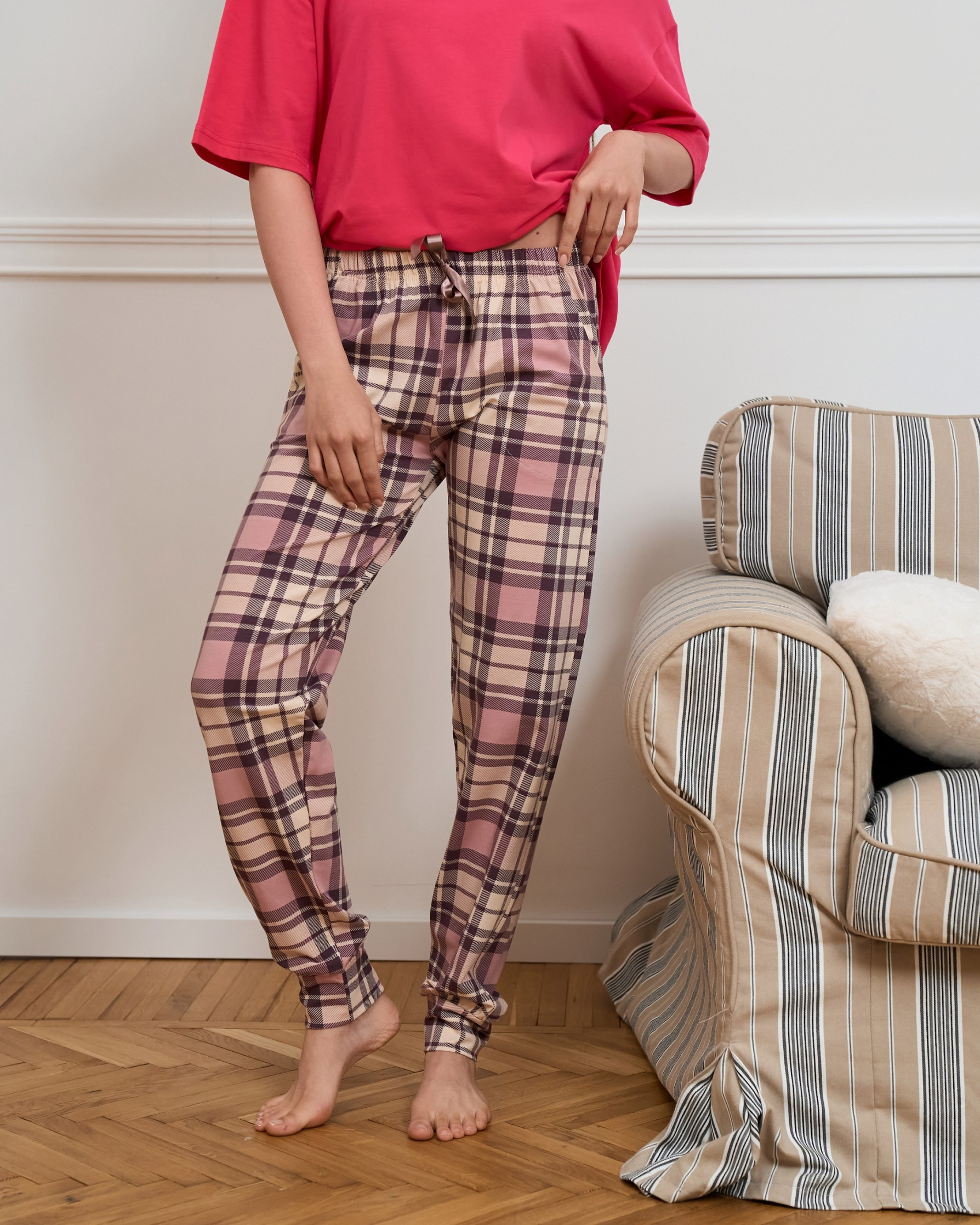 Жіночі піжамні штани - рожеві у клітинку