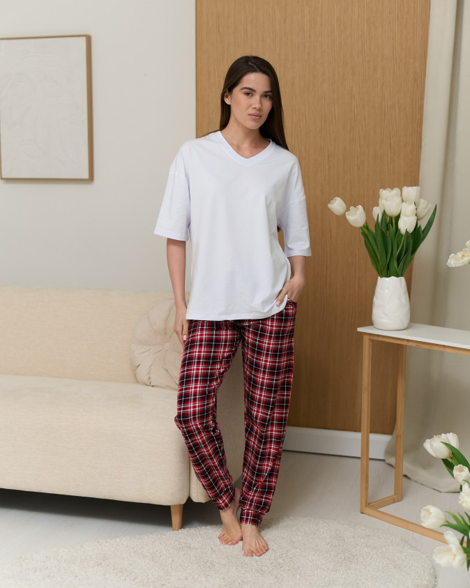 Жіночі піжамні штани - червоні у клітинку
