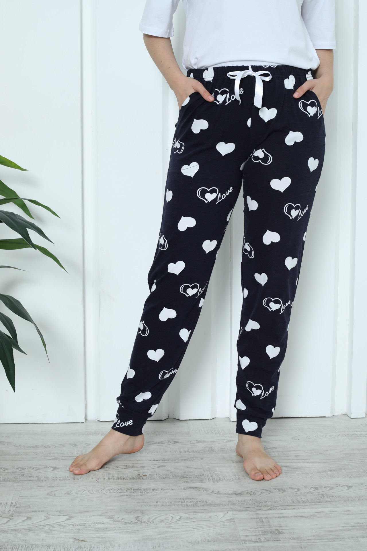 Жіночі піжамні штани - темно-сині в сердечка