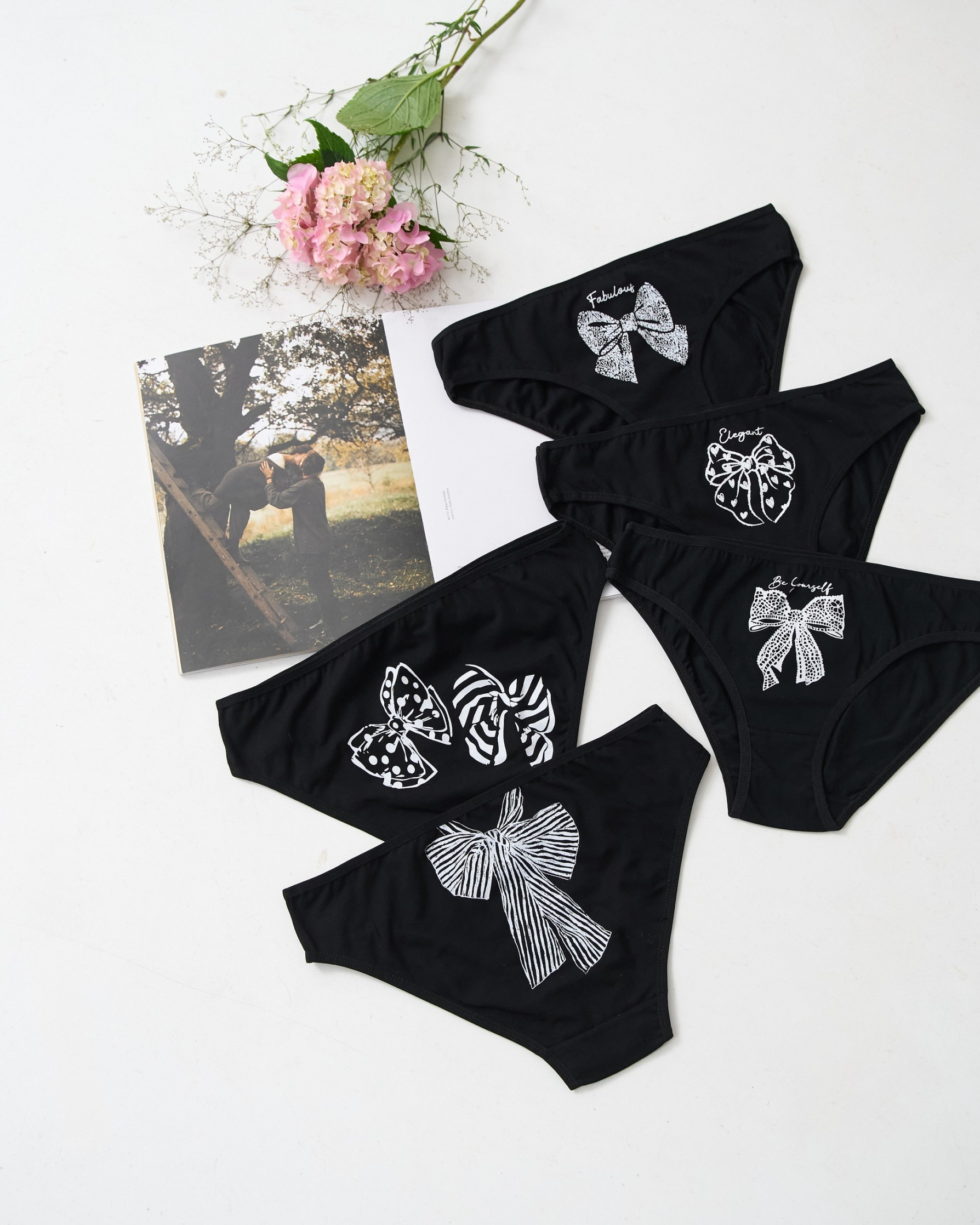 Женские чёрные трусики хлопок - Бантики