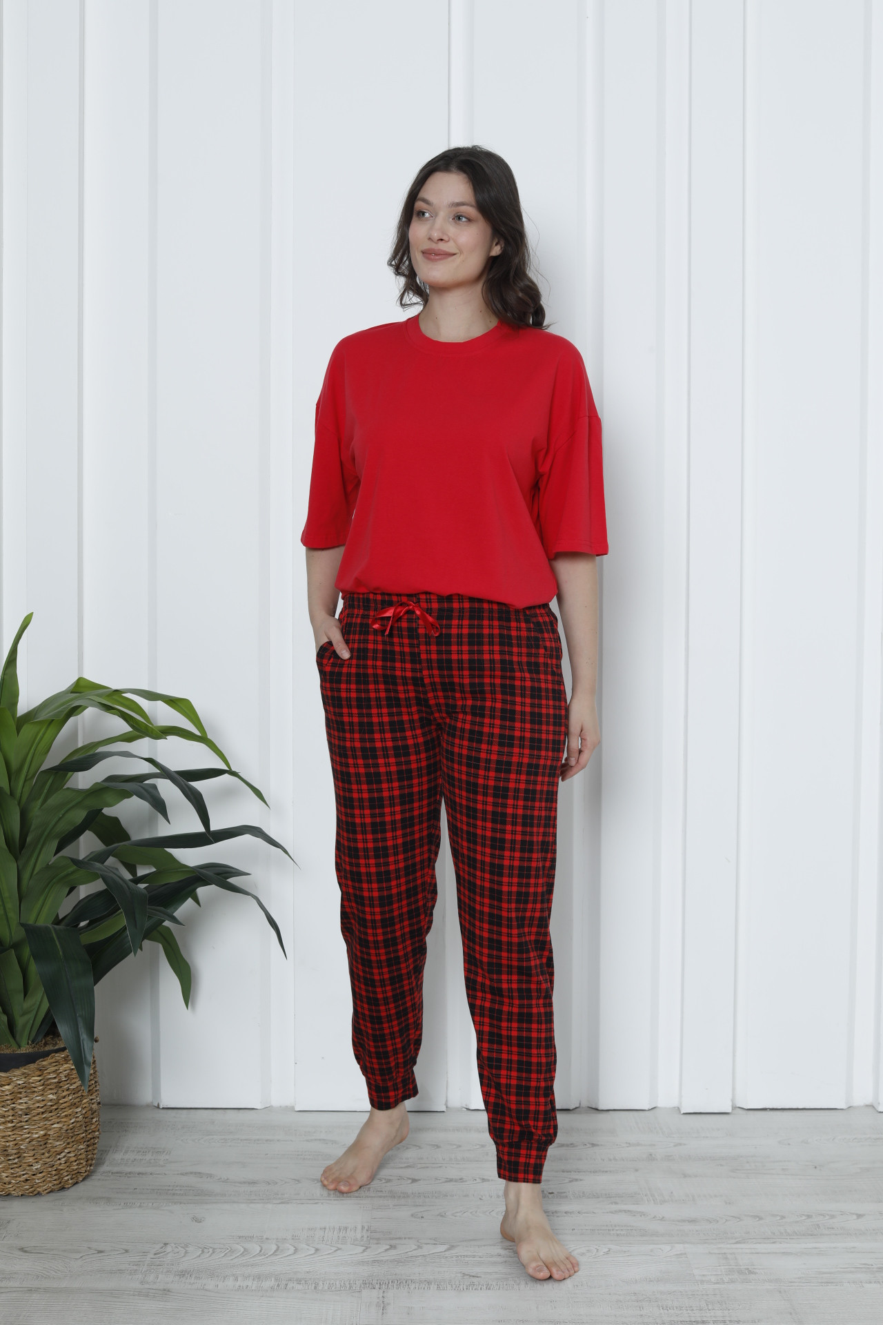 Жіночі піжамні штани - дрібна червона клітинка