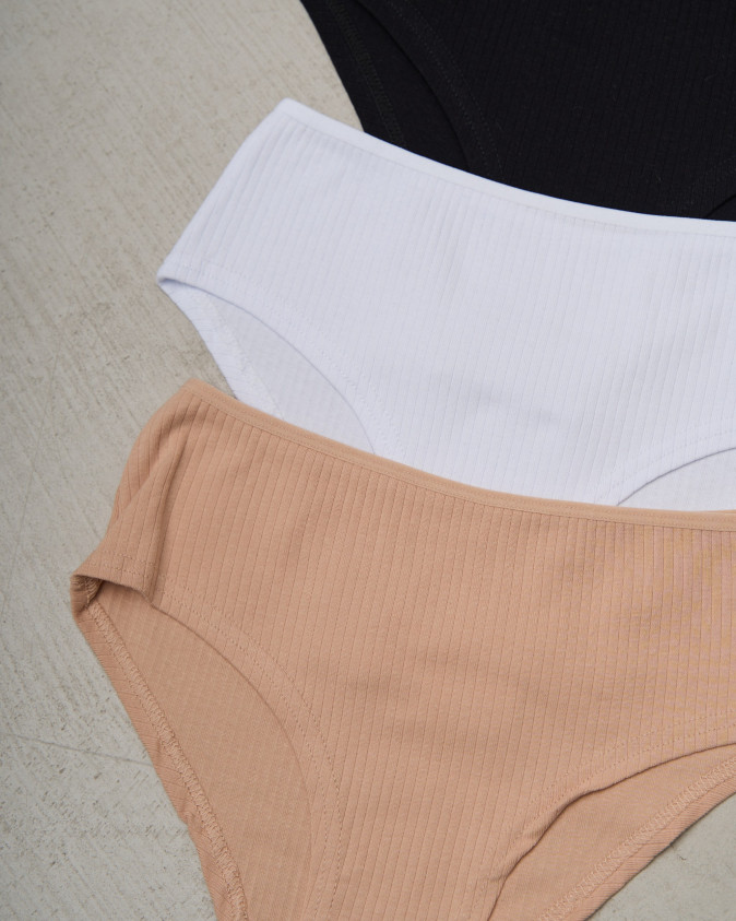 Жіночі шортики в рубчик - базовий мікс