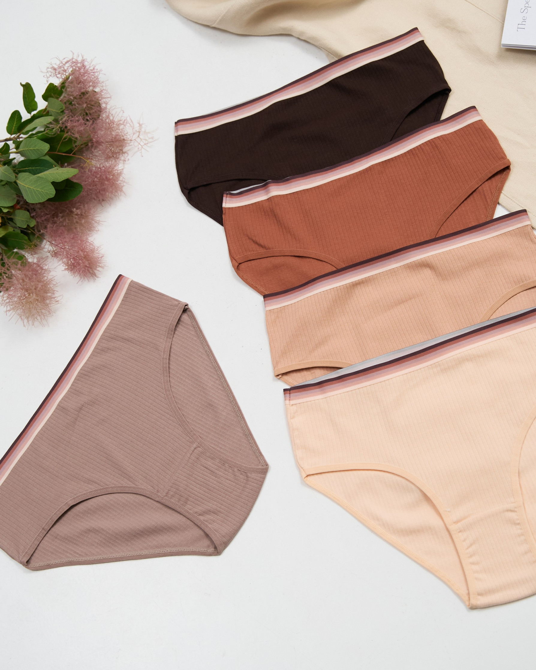 Женские трусики Plus Size бежевый микс - в рубчик
