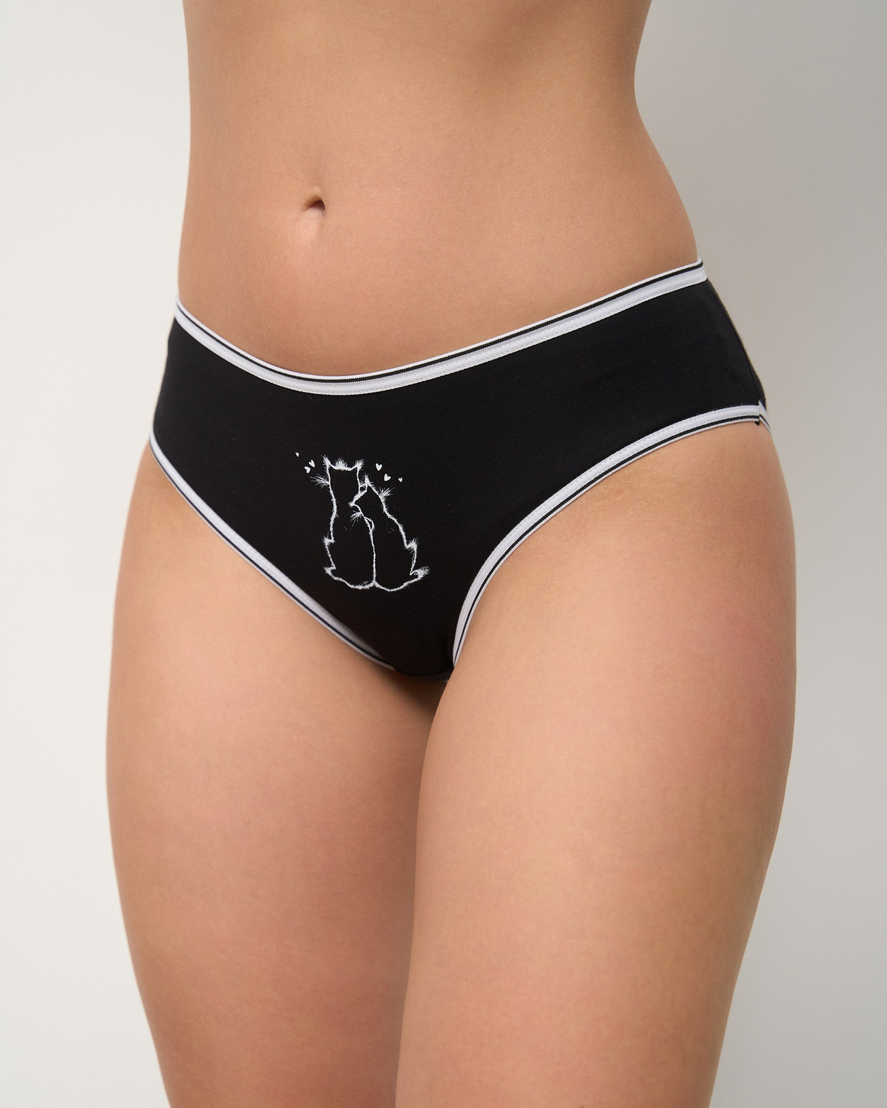 Батальні жіночі трусики - чорні з котиками