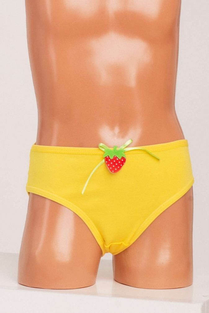 Яскраві однотонні трусики на дівчинку - полуничка