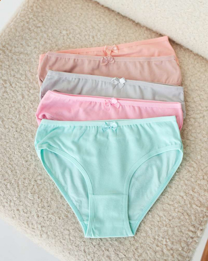 Трусики підліткові на дівчинку - однотонні