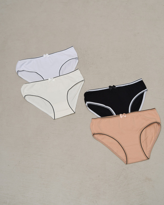 Трусики підліткові на дівчинку - обрамлення по краю