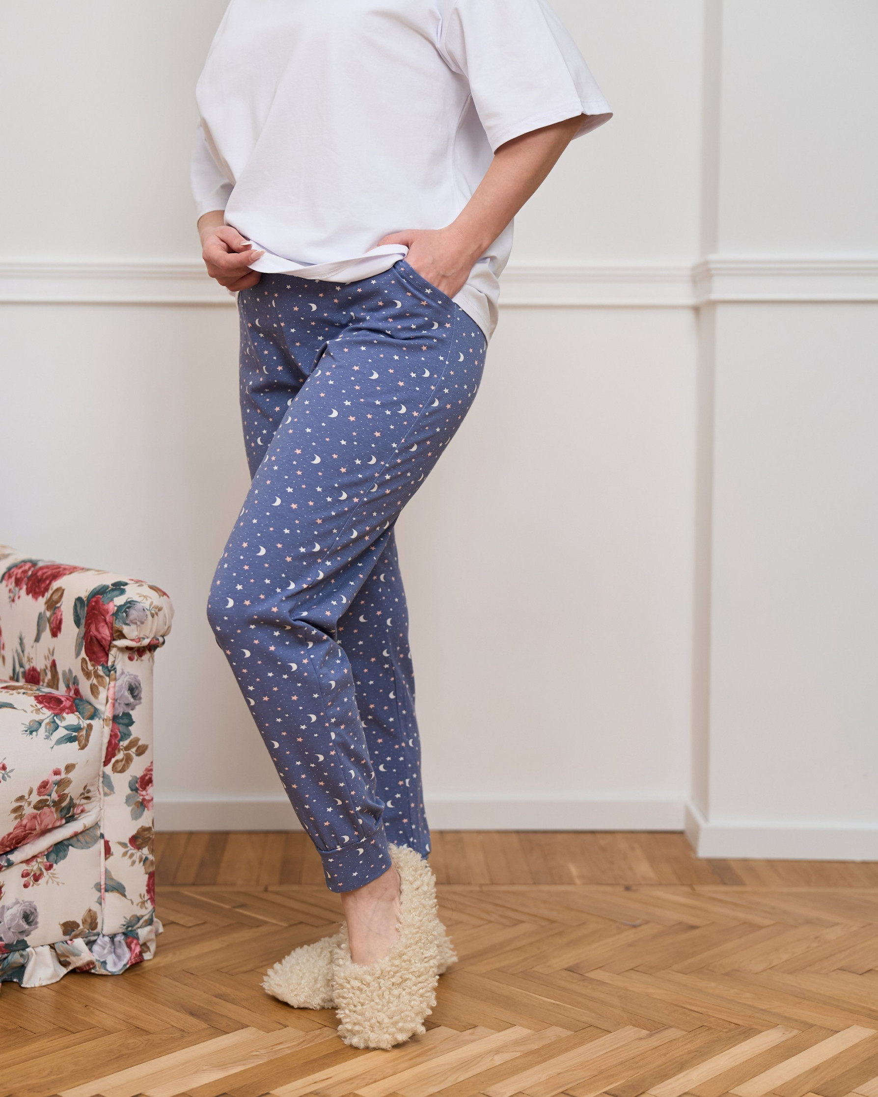 Піжамні штани Plus Size - сині з місяцем та зорями