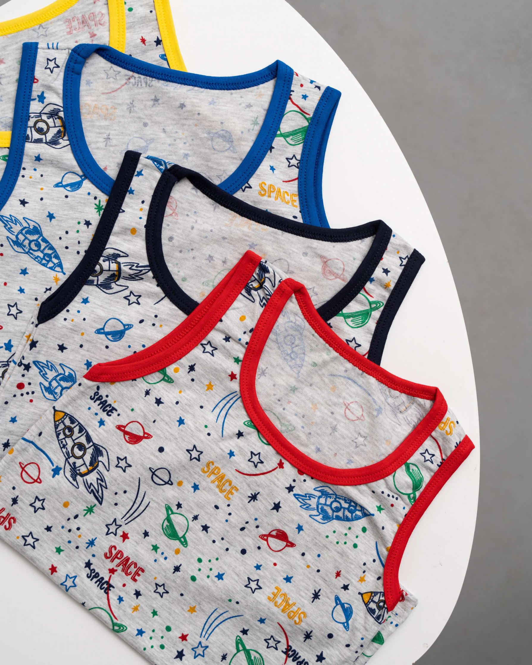 Майка для хлопчика сіра - космічний принт