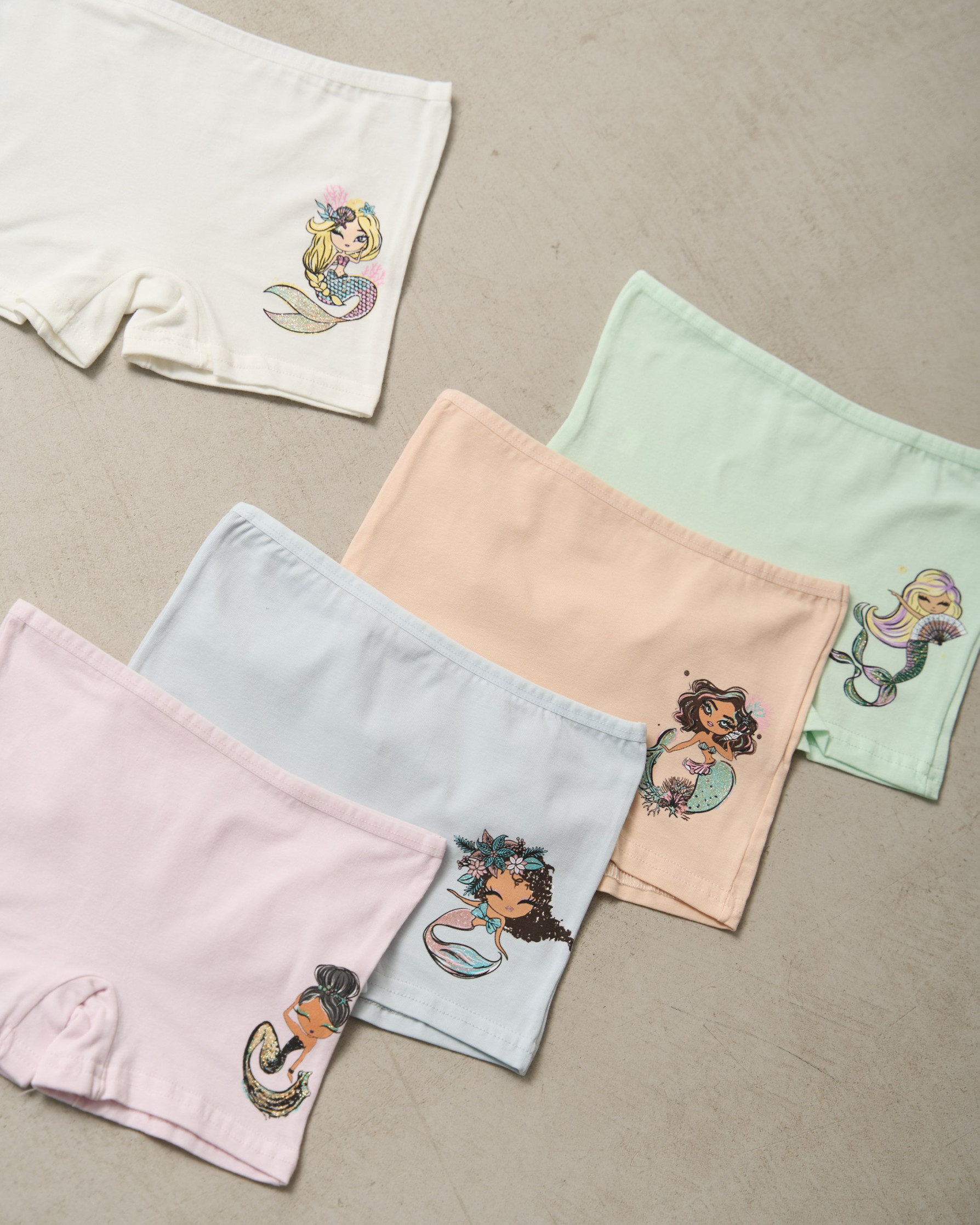 Детские шортики на девочку - Русалочки