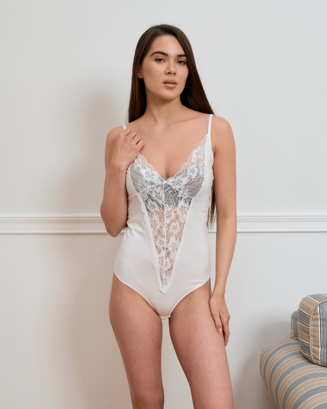 Боді жіноче на бретелях - з мереживом попереду - Ozkan