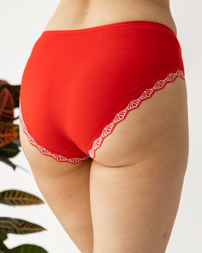 Жіночі трусики Plus Size червоні - з мереживом по ніжці