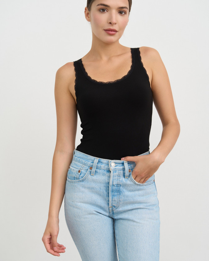 Жіноча майка з мереживом зверху - в рубчик