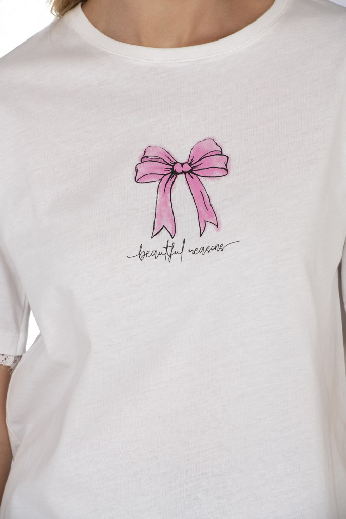 Футболка жіноча бавовна з мереживом на рукаві - Бантик