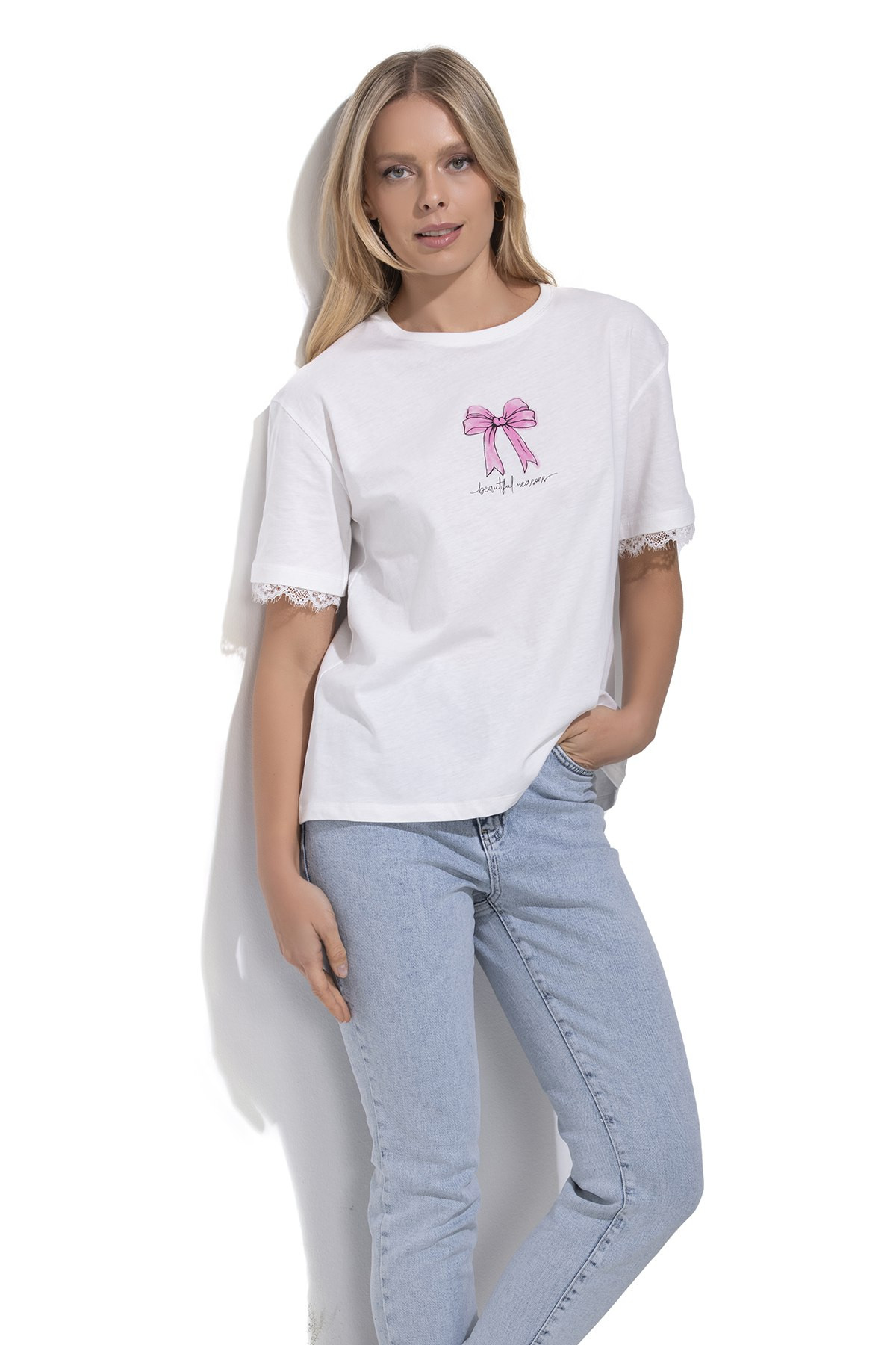 Футболка жіноча бавовна з мереживом на рукаві - Бантик