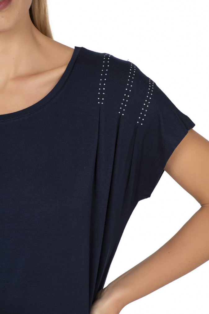Футболка жіноча віскозна - камінчики на плечах