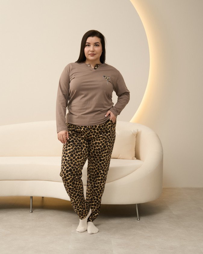 Комплект жіночий Plus Size зі штанами - принт леопард