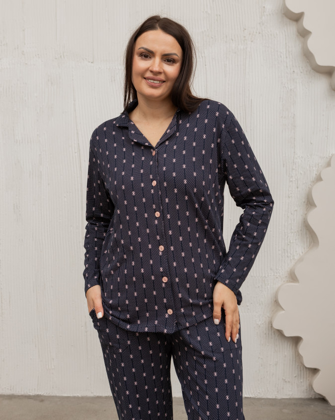 Піжама з кофтою жіноча Plus Size на ґудзиках - принт у крапочки