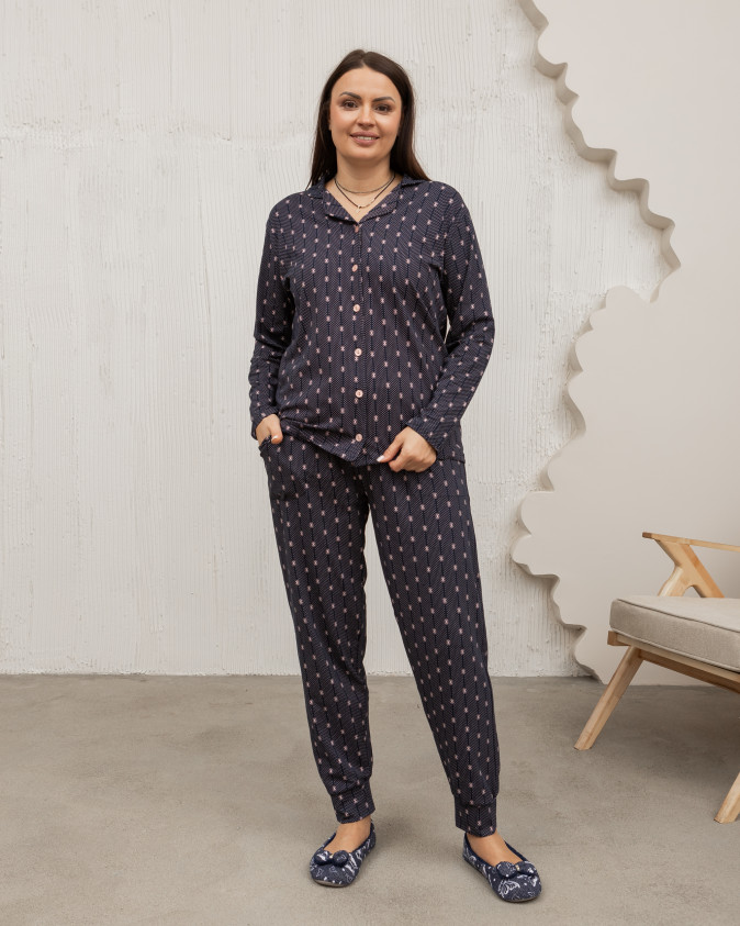 Піжама з кофтою жіноча Plus Size на ґудзиках - принт у крапочки