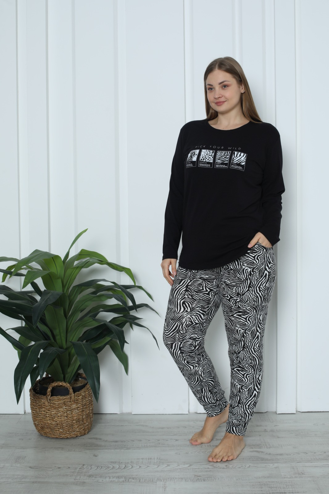Комплект жіночий Plus Size зі штанами - Зебра
