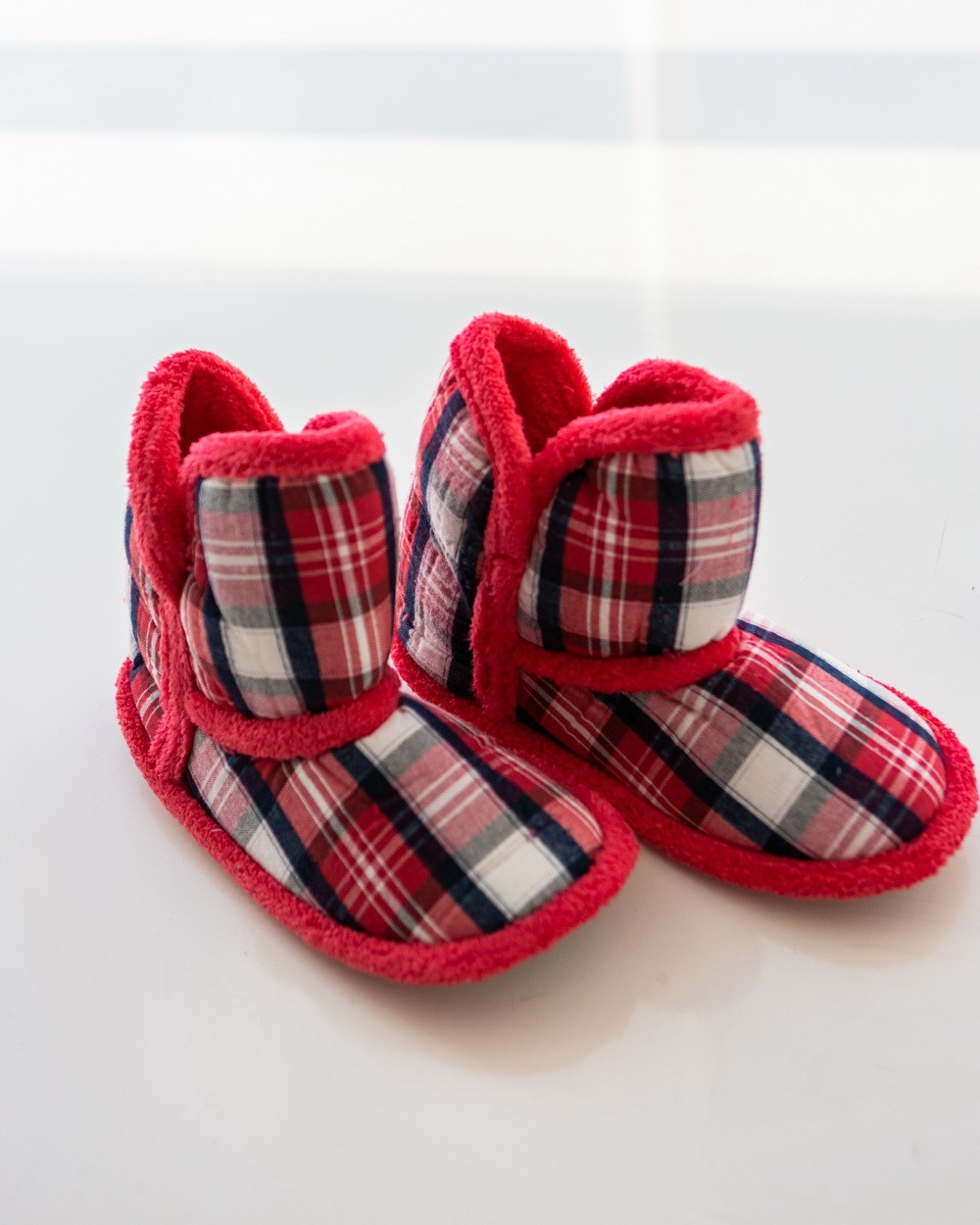Чобітки для дому в клітинку - Червоний