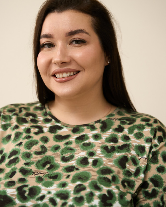 Жіночий комплект Plus Size штани та кофта рукав 3/4 - леопард - Віскоза