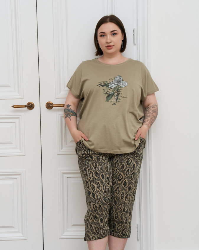 Жіночий комплект Plus Size з капрі - низ у візерунок