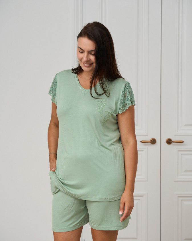 Комплект женский Plus Size футболка и шорты - вискоза 