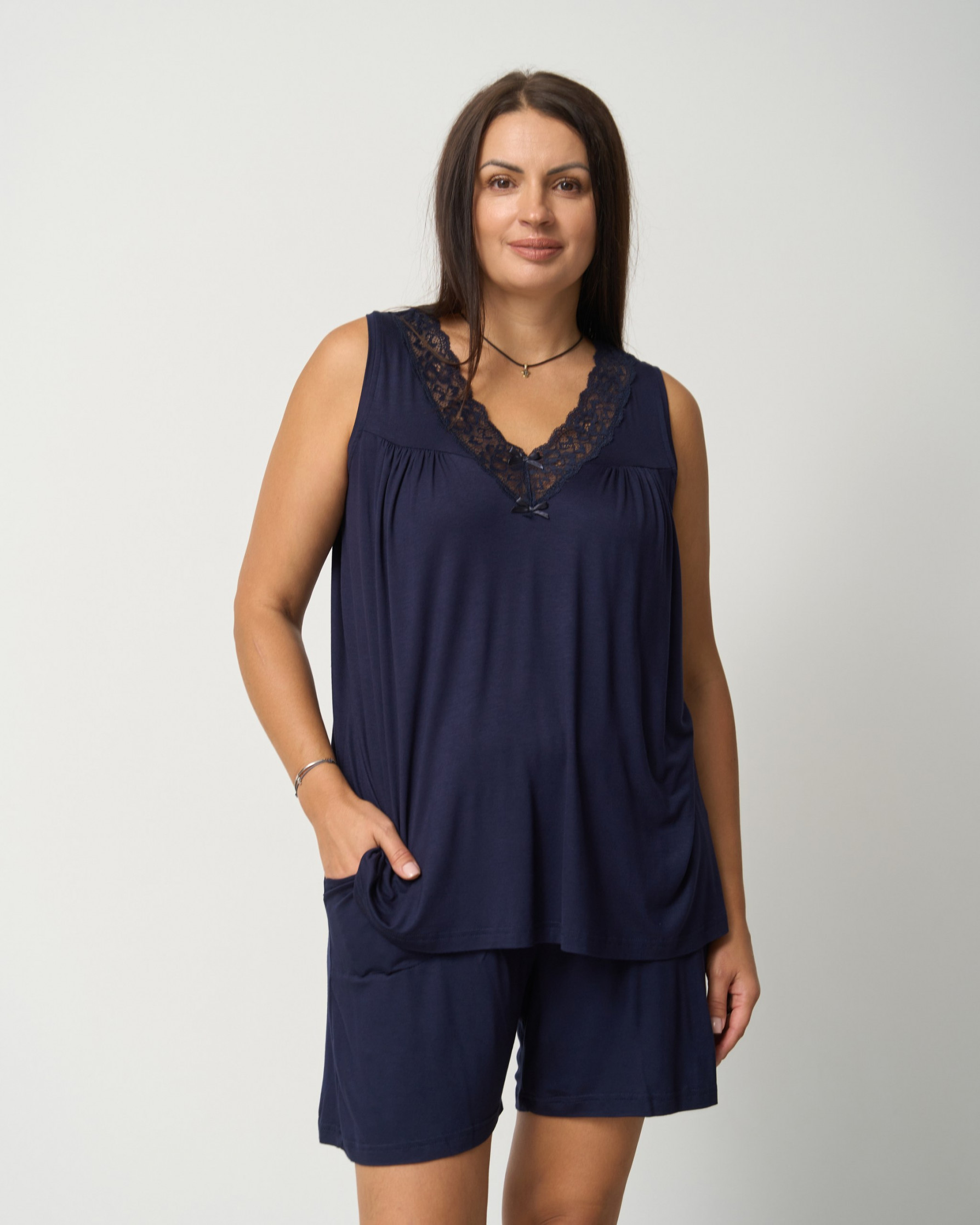 Віскозна однотонна піжама Plus Size майка та шорти - мереживо