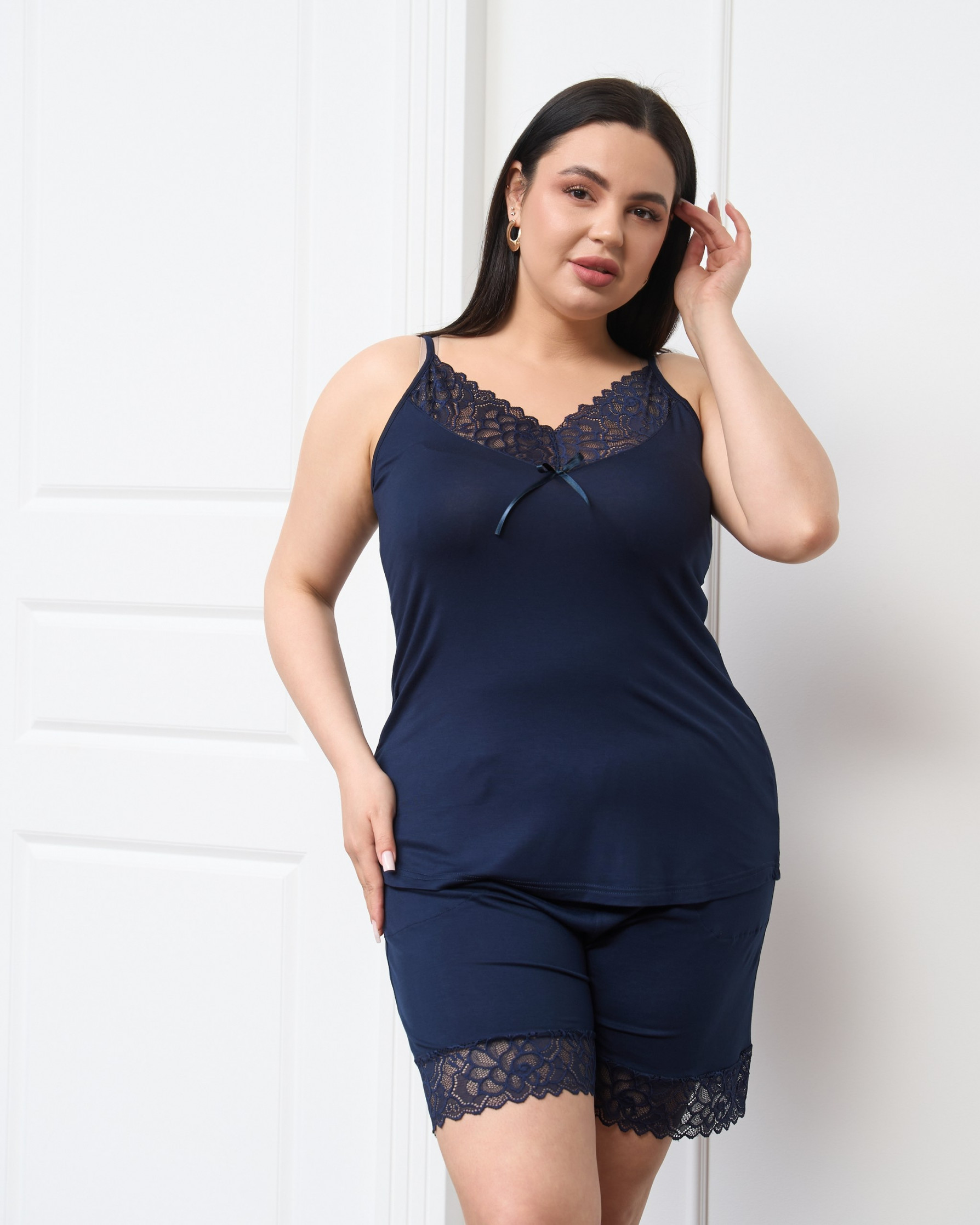 Віскозна однотонна піжама з шортиками - Plus Size