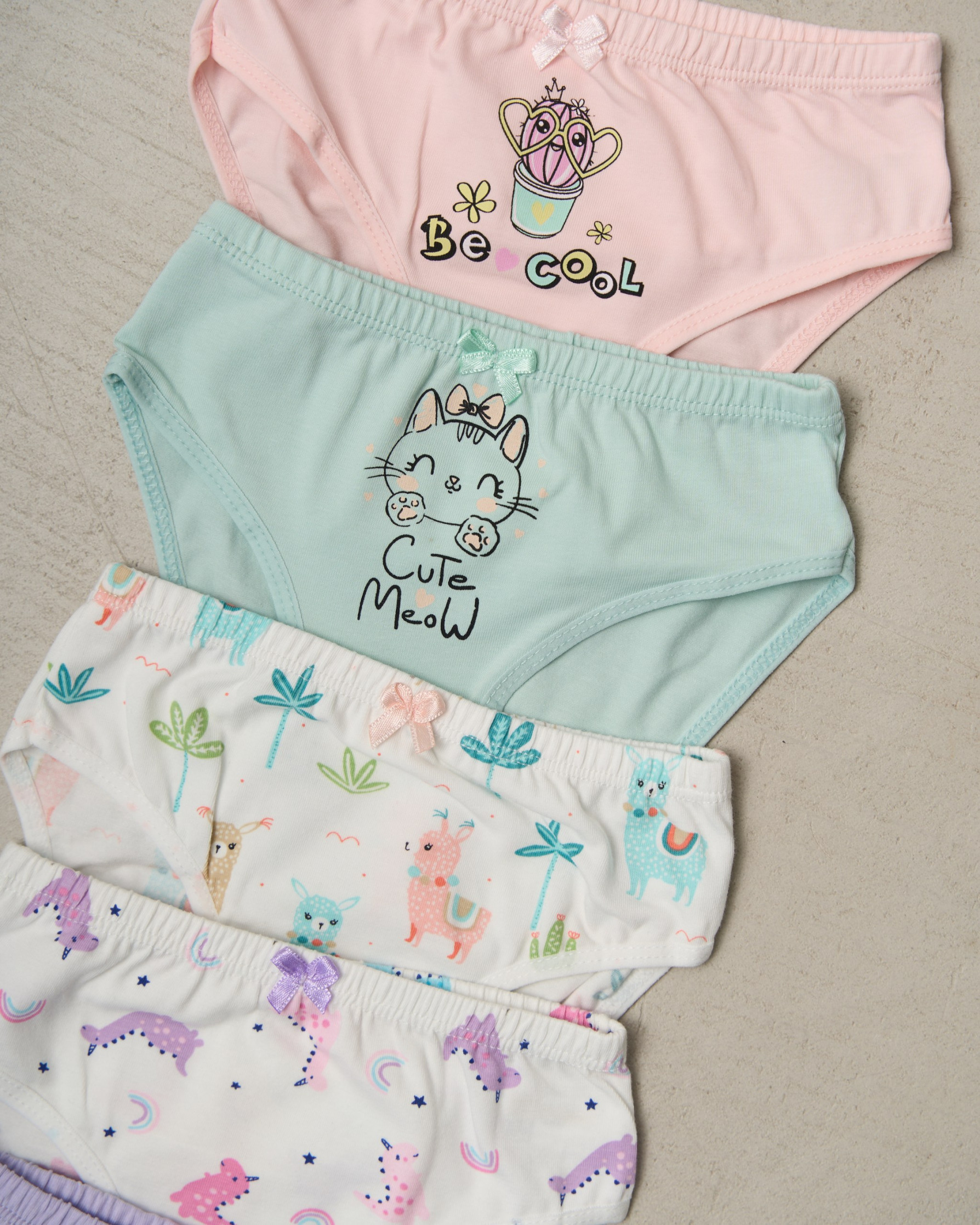 Детские трусики на девочку - 5 расцветок