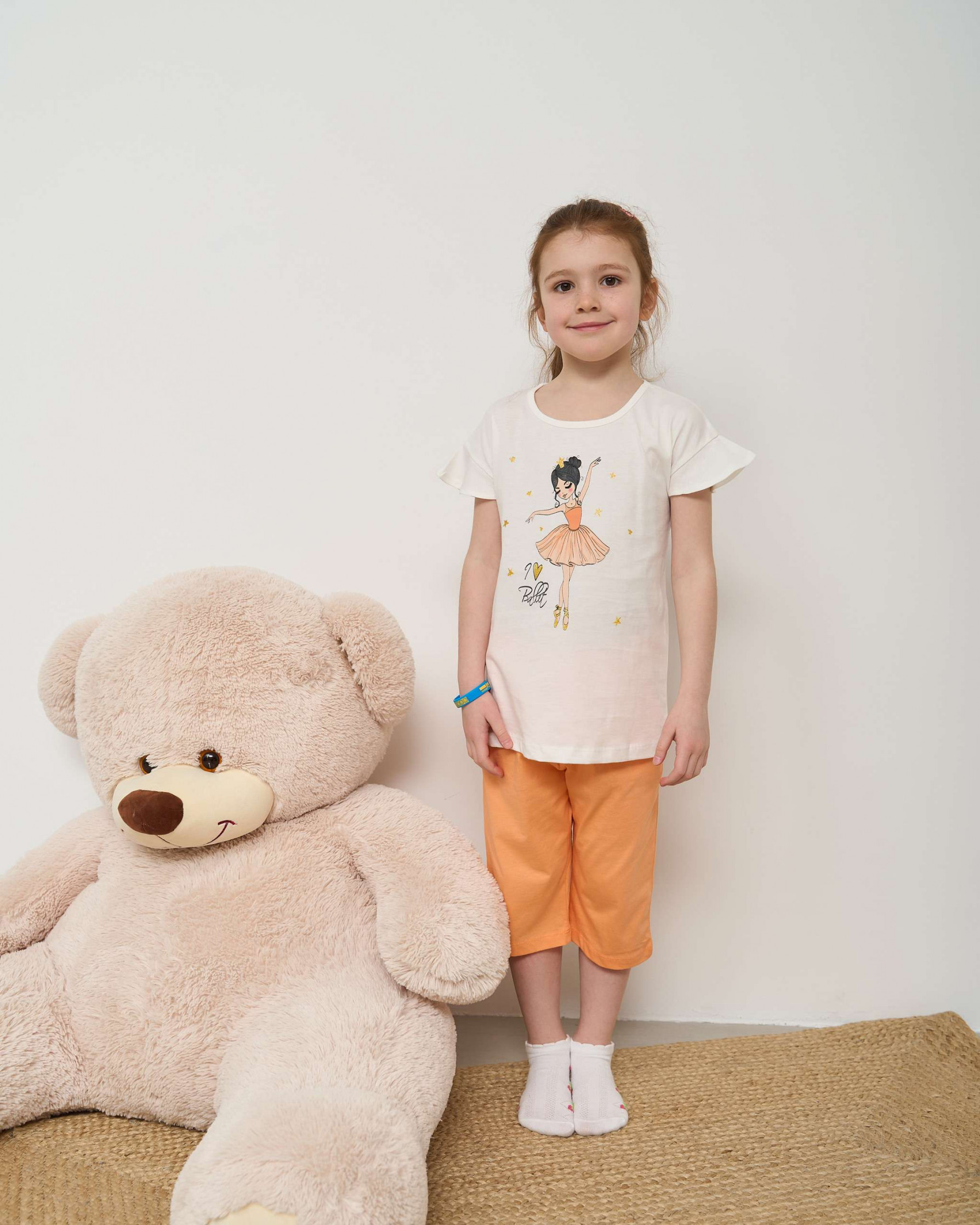 Комплект для дівчинки з капрі Балерина - Ozkan