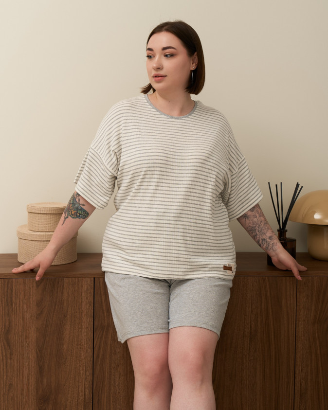 Комплект Plus Size футболка у смужку і шорти - в рубчик