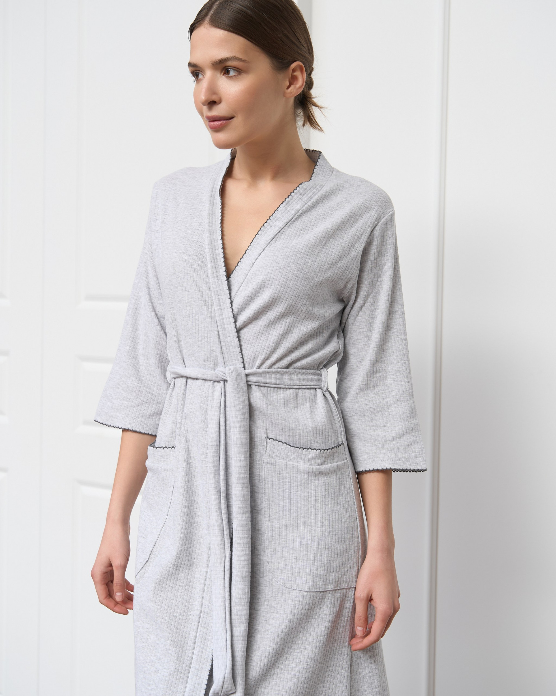 Женский однотонный халат, в рубчик - окантовка