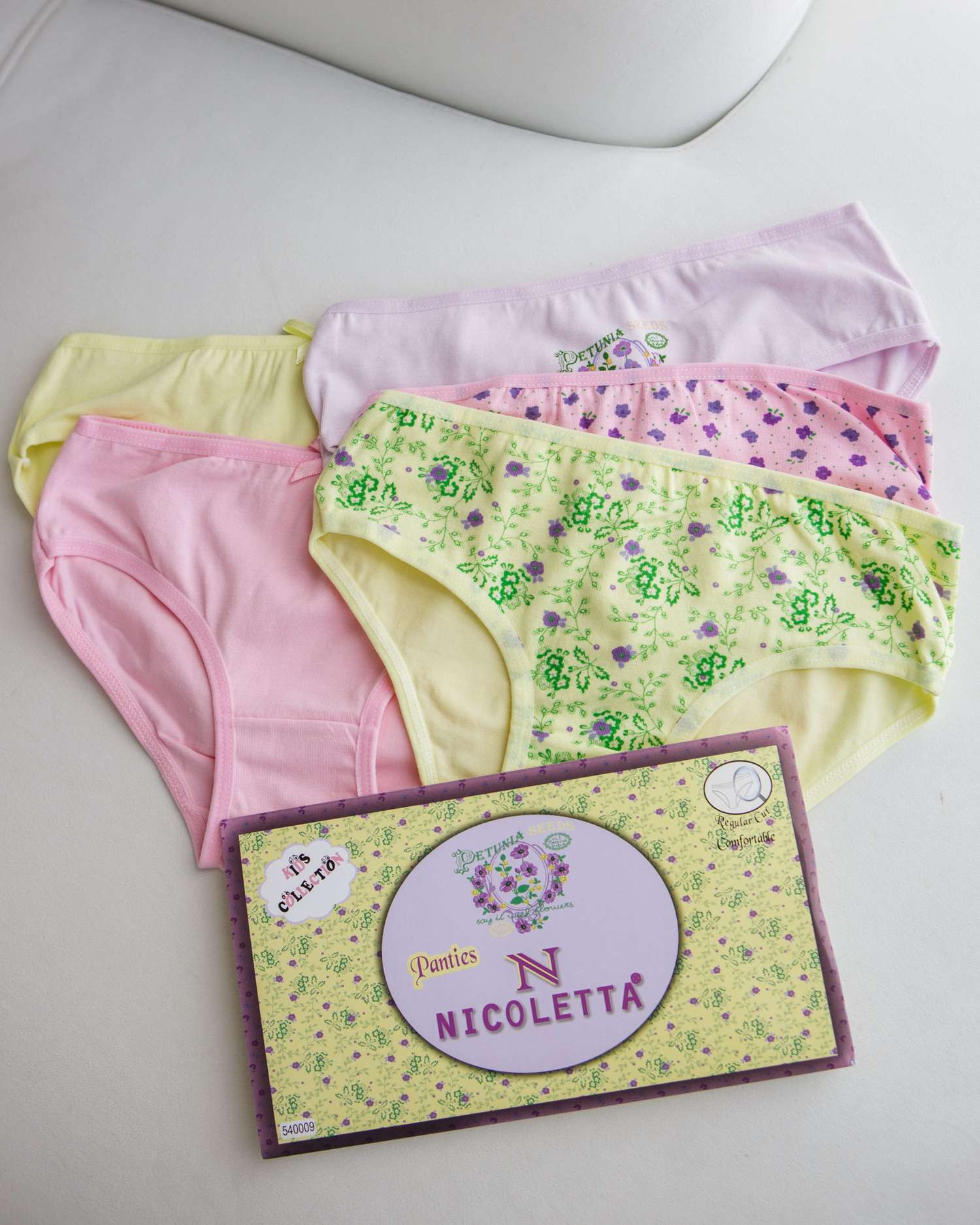 Набір дитячих трусиків з 5 шт. - 540009