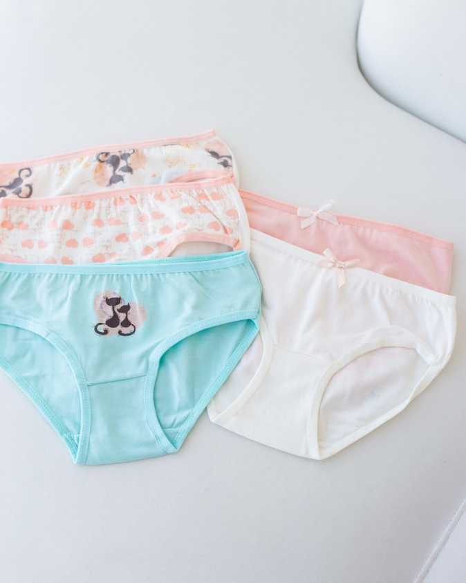 Набір підліткових трусиків з 5 шт. - 542011