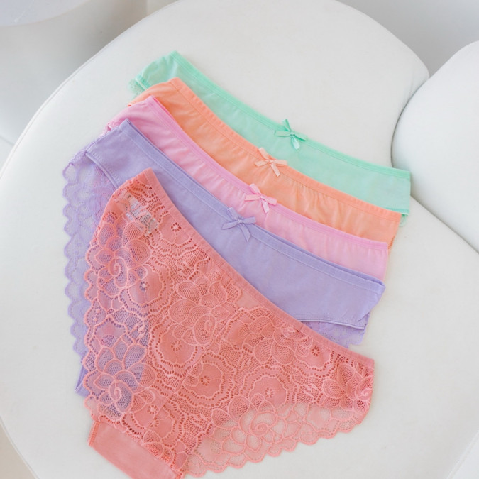 Кольорові жіночі труси з мереживом ззаду - Plus Size