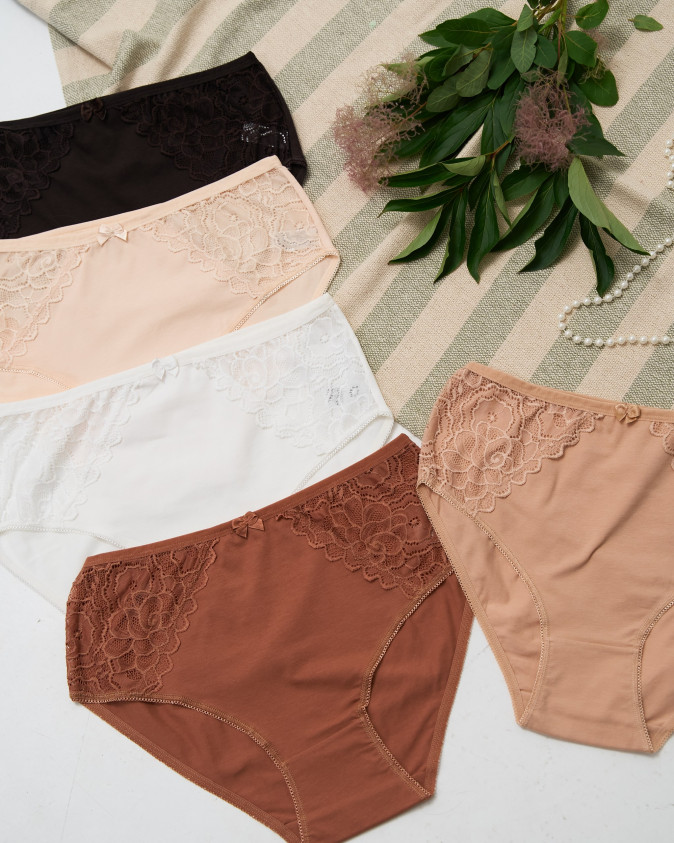 Жіночі трусики з мереживом - Plus Size - бежевий мікс