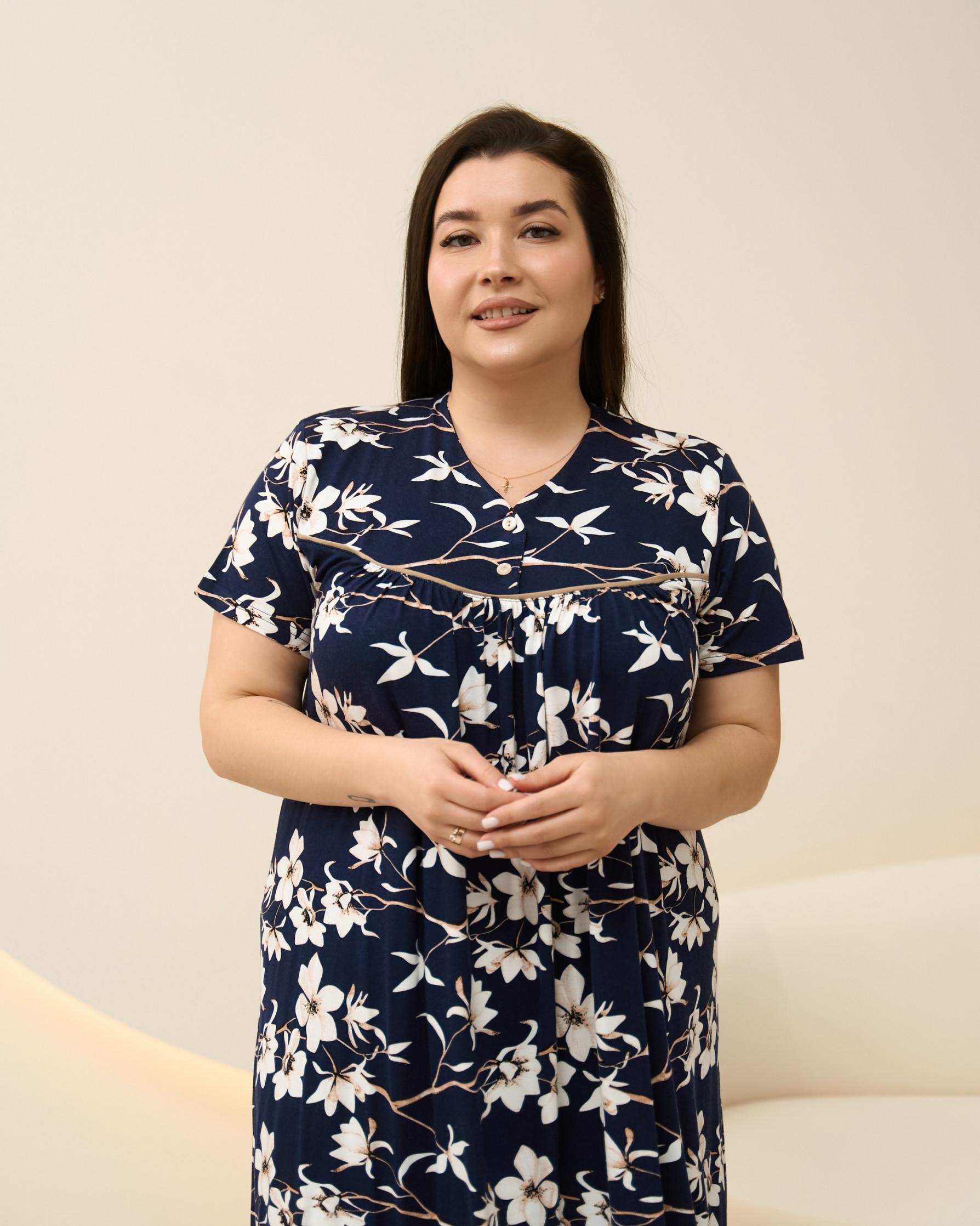 Віскозна жіноча сорочка з рукавом - Квіти - Plus Size