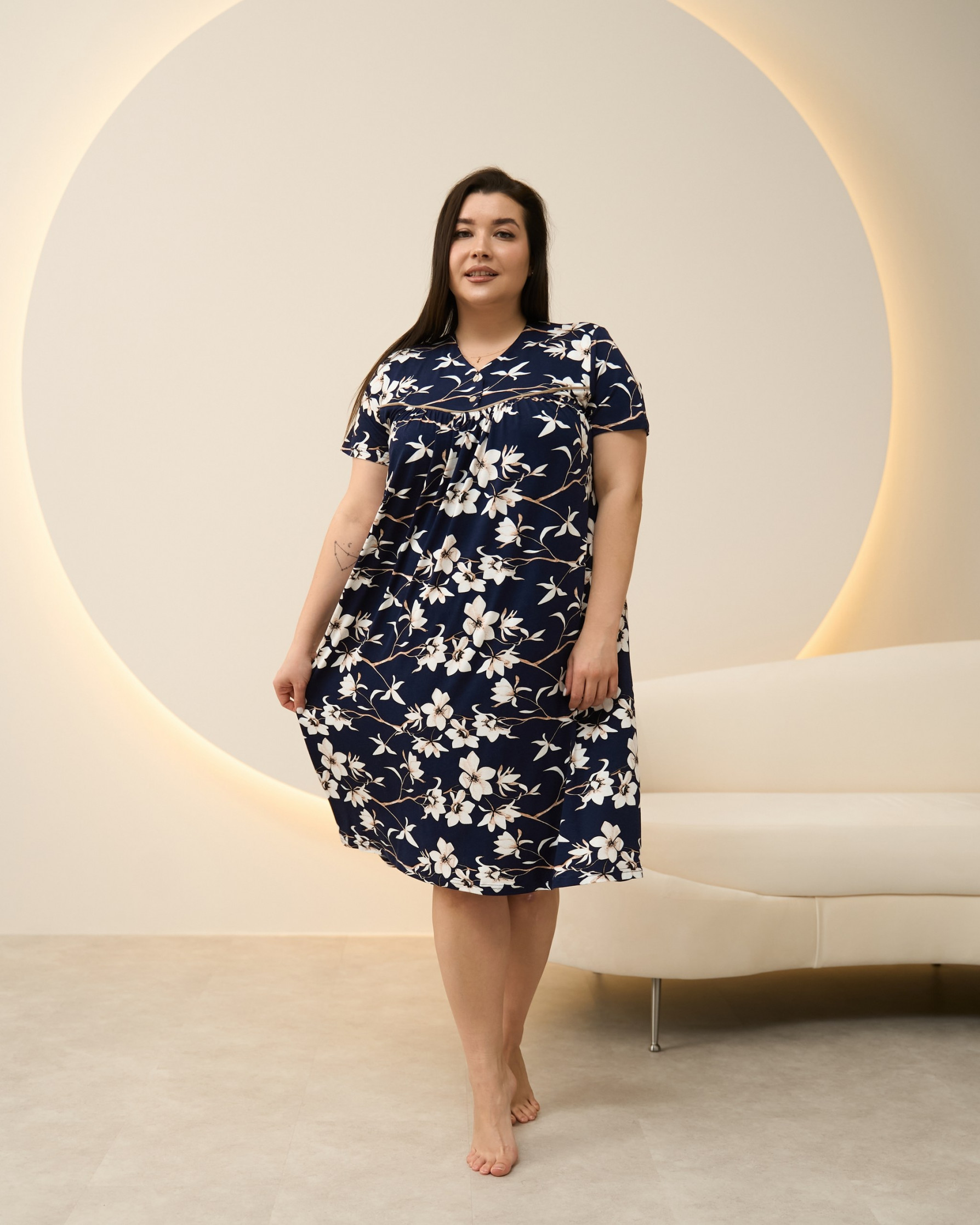 Віскозна жіноча сорочка з рукавом - Квіти - Plus Size